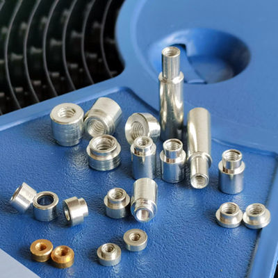 SMT فولاد فاصله دهنده نصب نوع پیچ نصب شده M3.0 PCB فولاد استودی با رشته داخلی ایستاده